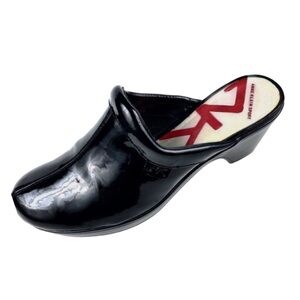 Anne Klein Womans Akgeva Black Patent Leather Clogs Sz 7M